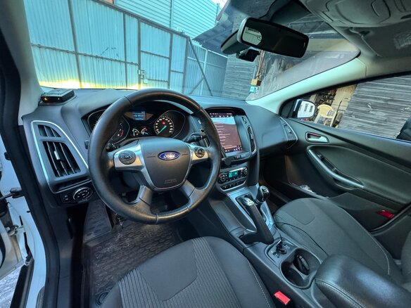 2013 Ford Focus III, белый - вид 7