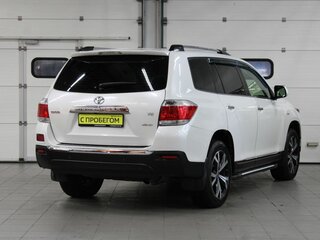 2012 Toyota Highlander II (XU40) Рестайлинг, белый, 1957000 рублей, вид 5