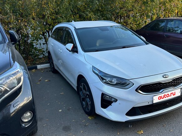 2021 Kia Ceed III, красный, 1925000 рублей - вид 6