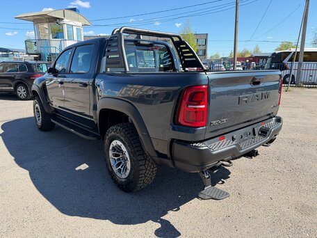 2026 Ram 1500 RHO V Рестайлинг, синий, 10399999 рублей, вид 3