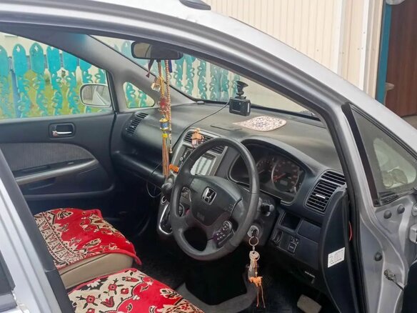 2002 Honda Stream I, серый, 520000 рублей - вид 3