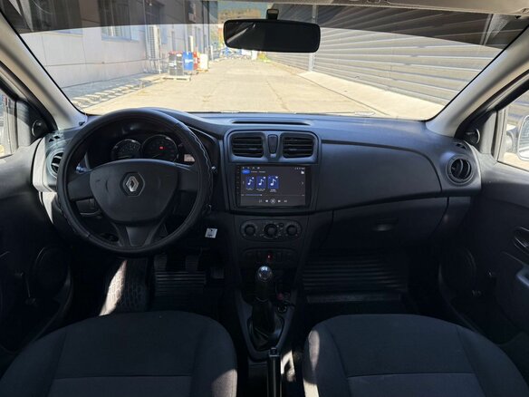 2018 Renault Logan II, белый, 350000 рублей - вид 16