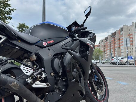 2005 Yamaha YZF-R6, чёрный, 450000 рублей, вид 4