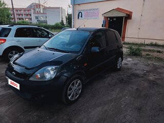 2007 Ford Fiesta Mk5, серый, 300000 рублей, вид 1