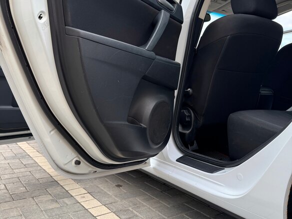 2009 Mazda 3 II (BL), белый, 819000 рублей - вид 9