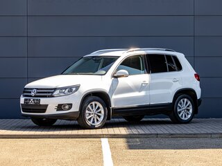 2012 Volkswagen Tiguan I Рестайлинг, белый, 1295000 рублей, вид 1