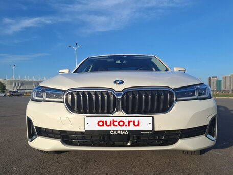 2021 BMW 5 серии 530e VII (G30/G31/G38) Рестайлинг, белый, 4881000 рублей, вид 2