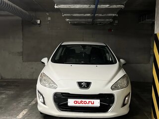 2011 Peugeot 308 I Рестайлинг, белый, 649000 рублей, вид 3