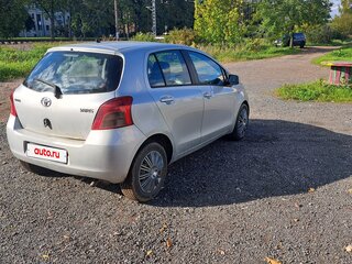 2007 Toyota Yaris II, серебристый, 359000 рублей, вид 5