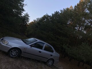 2005 Hyundai Accent ТагАЗ II, серебристый, 410000 рублей, вид 4