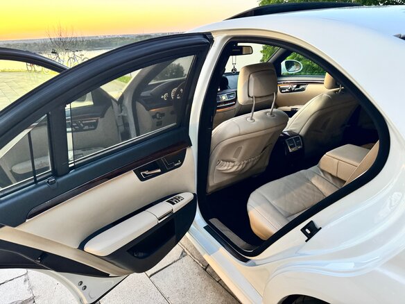 2008 Mercedes-Benz S-Класс 500 V (W221), белый, 2100000 рублей - вид 22