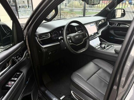 2026 Jeep Wagoneer Grand WS, серый, 16490000 рублей, вид 2