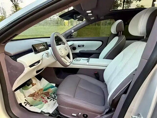 2026 Changan Qiyuan A06 28.39 kWh, серебристый, 2099111 рублей, вид 4