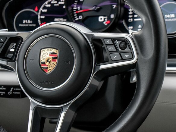 2018 Porsche Panamera 4 II, чёрный, 7700000 рублей - вид 26
