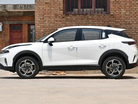 2026 Lynk & Co 06 I Рестайлинг, белый, 2737000 рублей, вид 3