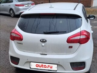 2017 Kia Ceed II Рестайлинг, белый, 1450000 рублей, вид 3