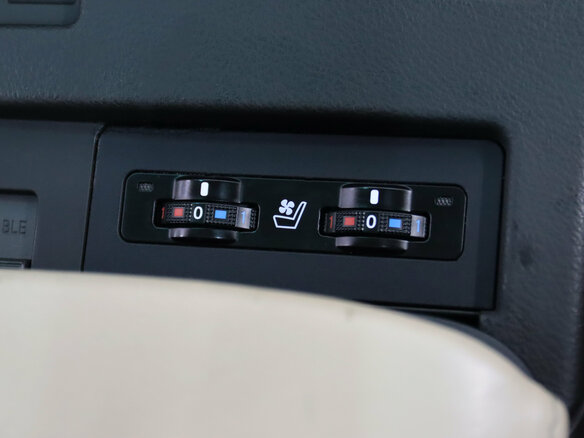 2010 Lexus RX 350 III, белый - вид 29