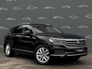 2021 Volkswagen Touareg III, коричневый, 6980400 рублей, вид 3