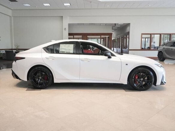 2026 Lexus IS 350 III Рестайлинг 3, белый, 11278914 рублей - вид 13