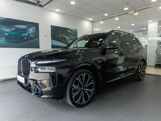2025 BMW X7 40d I (G07) Рестайлинг, чёрный, 17265000 рублей, вид 1