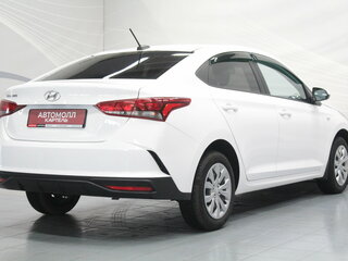 2021 Hyundai Solaris II Рестайлинг, белый, 1400000 рублей, вид 5