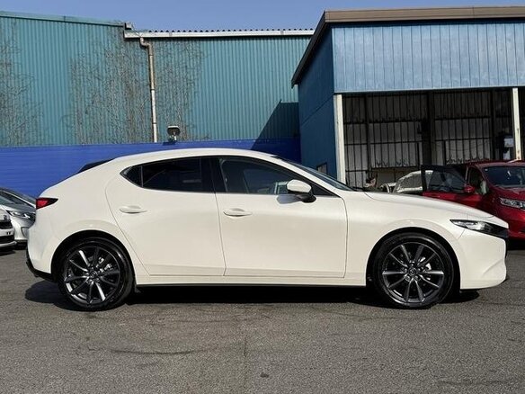 2022 Mazda 3 IV (BP), белый - вид 7