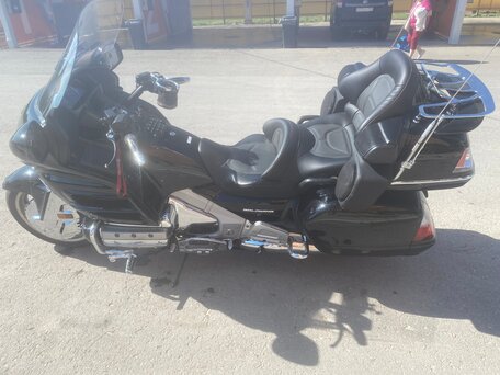 2008 Honda GL 1800 Gold Wing, чёрный, 1050000 рублей, вид 2