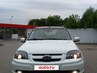 2016 Chevrolet Niva I Рестайлинг, белый, 865000 рублей, вид 3