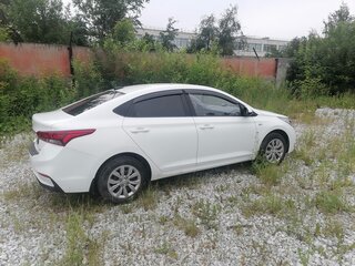 2019 Hyundai Solaris II, белый, 1370000 рублей, вид 2