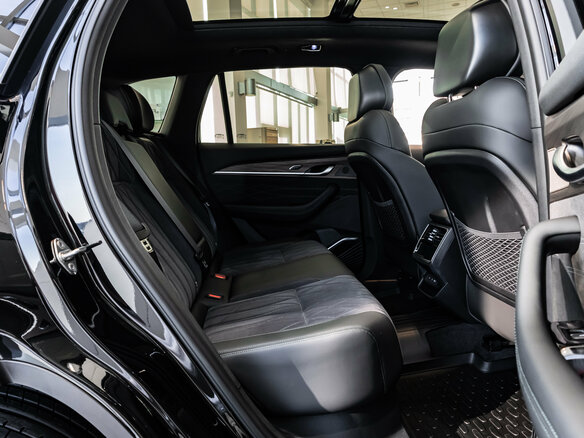 2025 Geely Monjaro I, чёрный, 4954990 рублей - вид 32