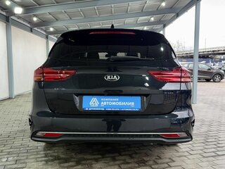 2019 Kia Ceed III, чёрный, 1679000 рублей, вид 4
