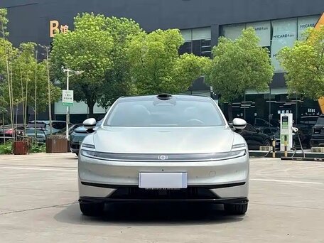 2026 Changan Qiyuan A06 51.48 kWh, серебристый, 2500000 рублей, вид 2
