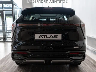 2026 Geely Atlas II, чёрный, 4229990 рублей, вид 4