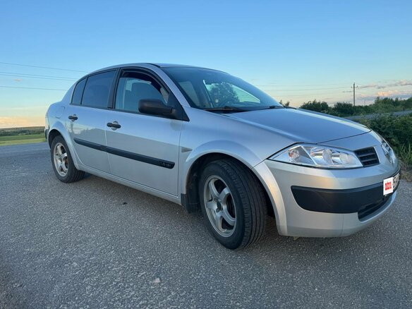 2005 Renault Megane II, серый - вид 1
