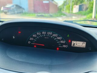 2005 Toyota Vitz II (XP90), белый, 360000 рублей, вид 5