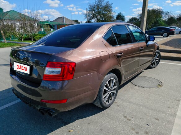 2016 Skoda Octavia III (A7), коричневый, 1385000 рублей - вид 4