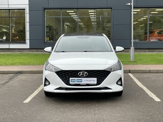 2020 Hyundai Solaris II Рестайлинг, белый, 1150000 рублей, вид 2