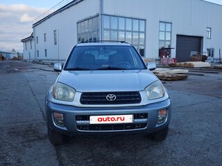 2001 Toyota RAV4 II (XA20), серебристый, 700000 рублей, вид 1
