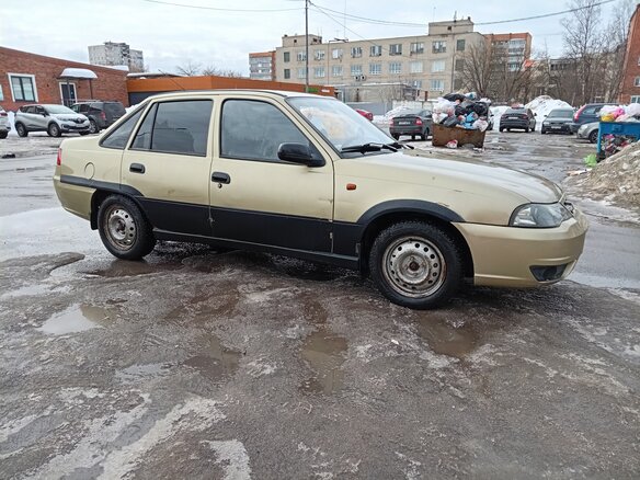 2008 Daewoo Nexia I Рестайлинг, золотистый, 113000 рублей - вид 1