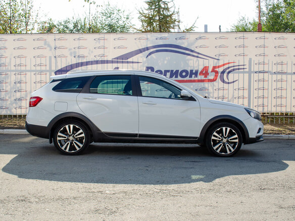 2019 Lada (ВАЗ) Vesta SW Cross I, белый, 1013000 рублей - вид 8