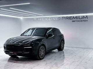 2020 Porsche Cayenne III, чёрный, 7100000 рублей, вид 5