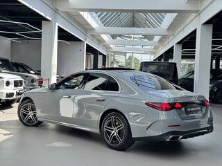 2026 Mercedes-Benz E-Класс 300 VI (W214, S214), серый, 9890000 рублей, вид 4