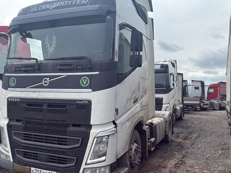 2019 Volvo FH 540, белый, 7495000 рублей, вид 2