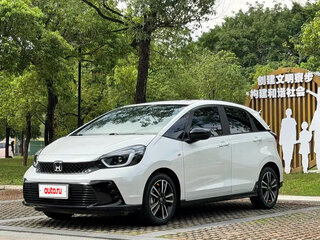 2023 Honda Fit IV Рестайлинг, белый, 1039100 рублей, вид 1