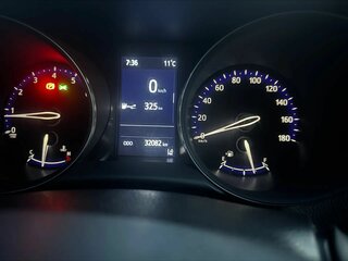 2020 Toyota C-HR I Рестайлинг, белый, 2500000 рублей, вид 5