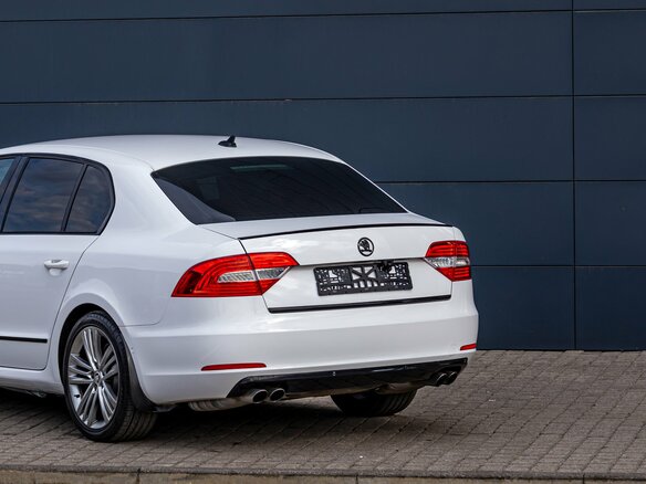 2013 Skoda Superb II Рестайлинг, белый, 1195000 рублей - вид 6
