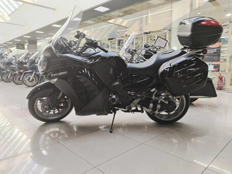 2010 Kawasaki GTR 1400 (Concours 14), чёрный, 930000 рублей, вид 2