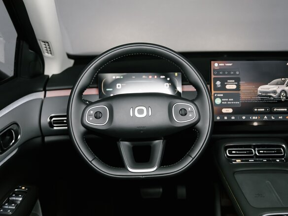 2026 Changan Qiyuan Q05 51.9 kWh II, серый, 2303000 рублей - вид 21