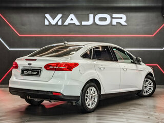 2018 Ford Focus III Рестайлинг, белый, 1010000 рублей, вид 5