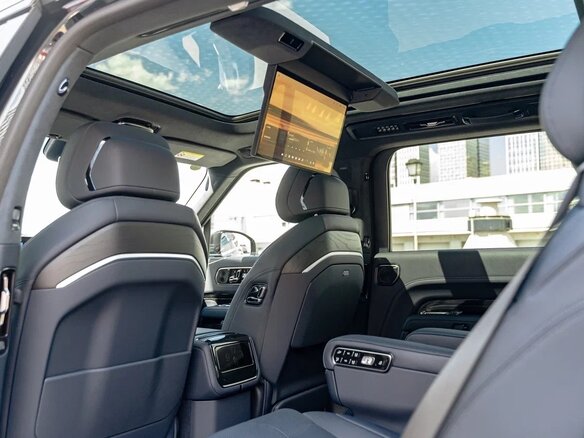 2025 Zeekr 9X 70 kWh, чёрный, 13490000 рублей - вид 28